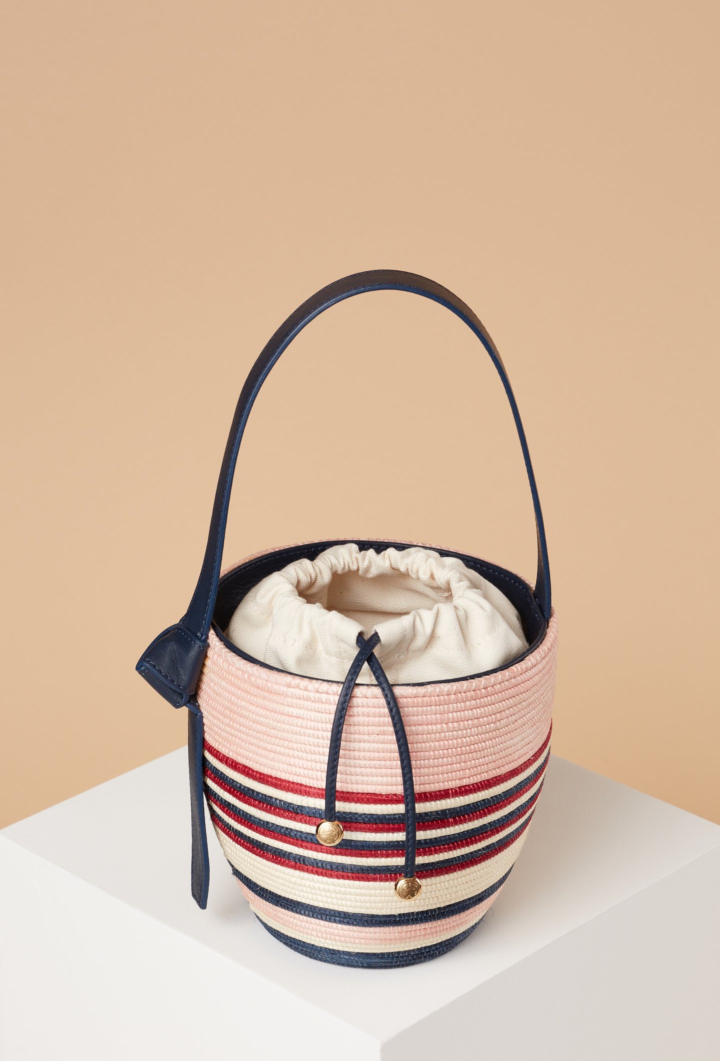 Bag Label to Watch: Handwoven Basket by Cesta Collective – Inattendu